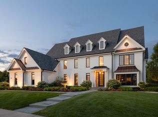 5N327 Switchgrass Ln, St Charles, IL 60175