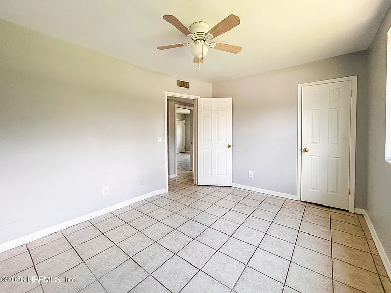1130 Woodruff Ave #2 — Photo 17