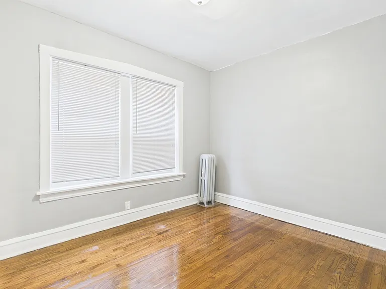 7631 S Cornell Ave #1 — Photo 9
