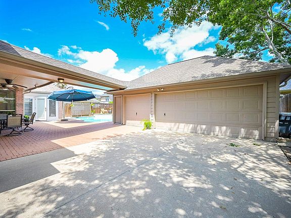 3rd image of 19214 Atherton Ln