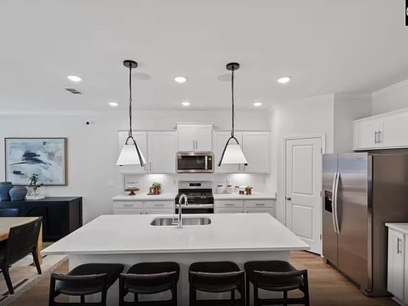 5th image of 342 Meadow Ridge Rd