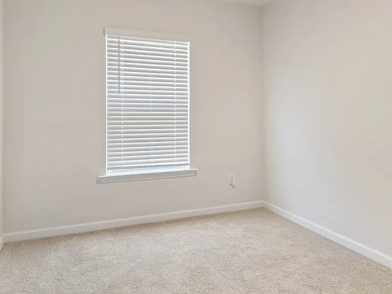 305 Oakmont Valley Trl — Photo 15