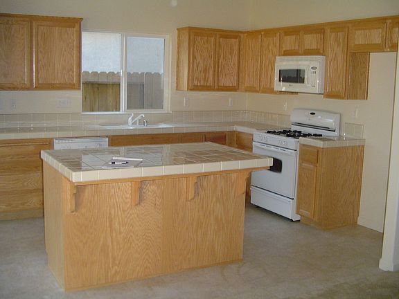 Spacious Kitchen