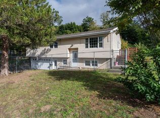 34 Raleigh Dr, Nashua, NH 03062