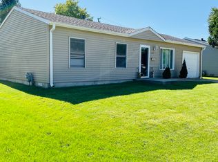 217 Pell Ave, Romeoville, IL 60446