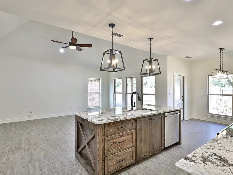 5702 Legacy Dr — Photo 25
