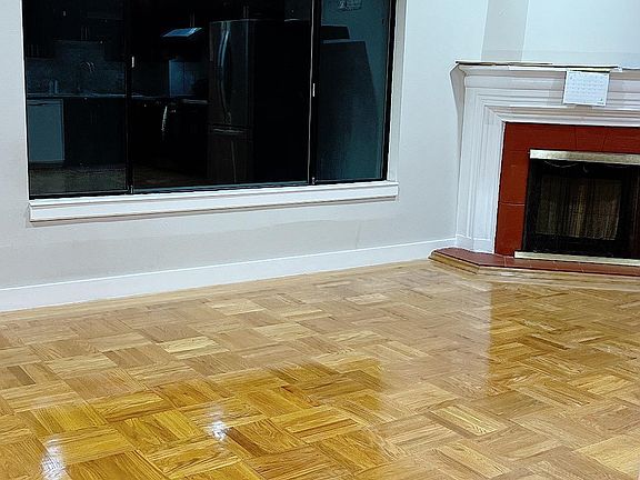 3rd image of 341 1st Ave