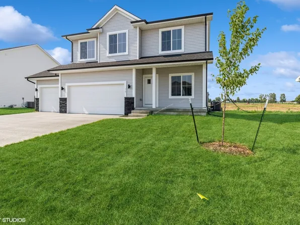 319 41st St SW, Altoona, IA 50009