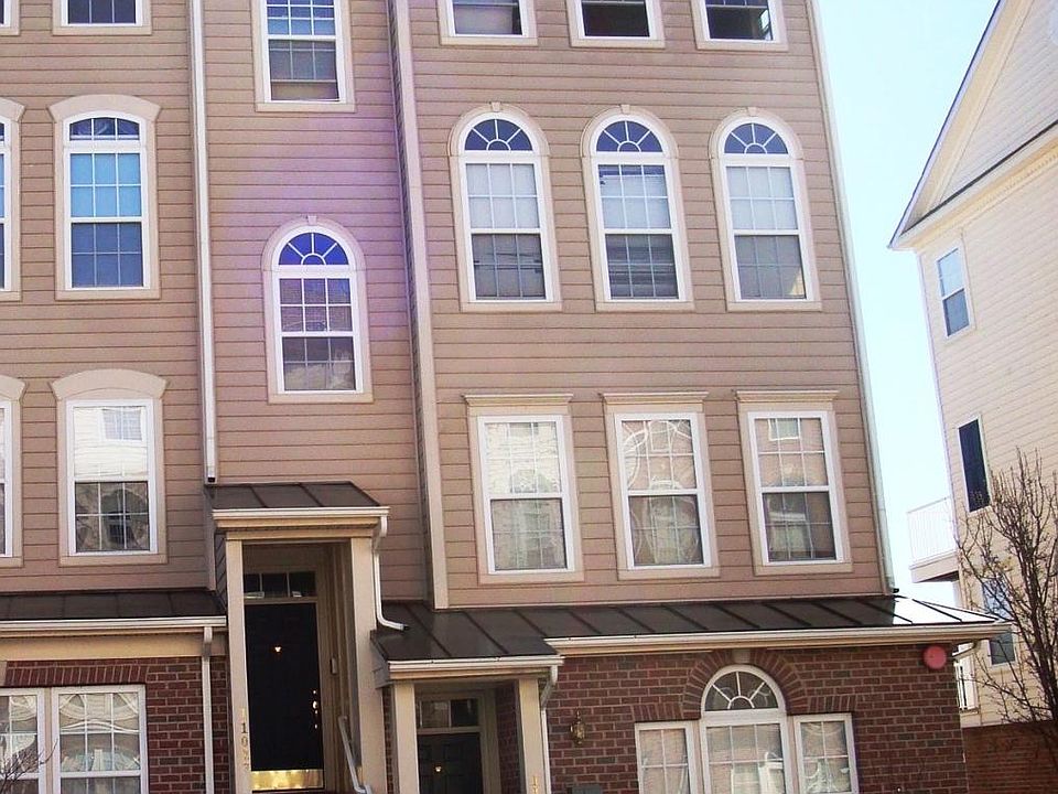 Front - Get ALL Pics INSTANTLY at www.RTOteam.com