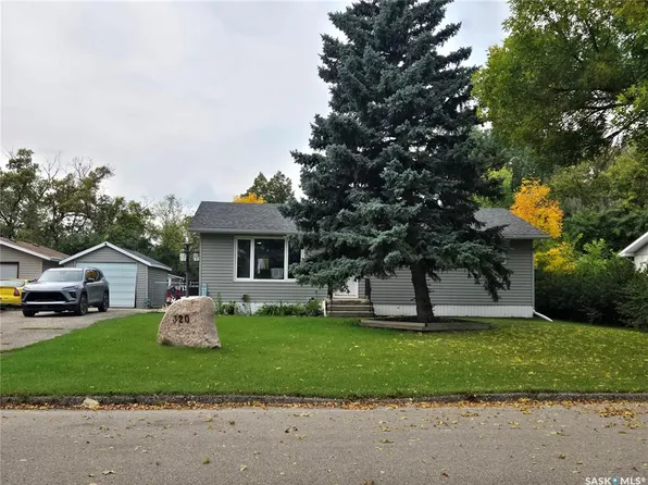 320 Russell STREET, Stoughton, SK S0G 4T0