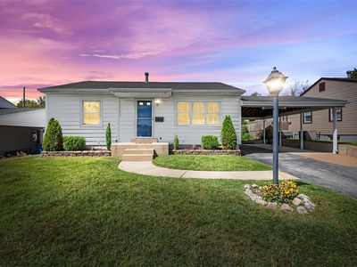 9717 Shuffle Dr, Saint Louis, MO, 63123