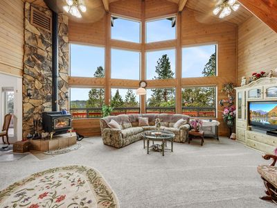 301 Trollview Rd, Grants Pass, OR, 97527