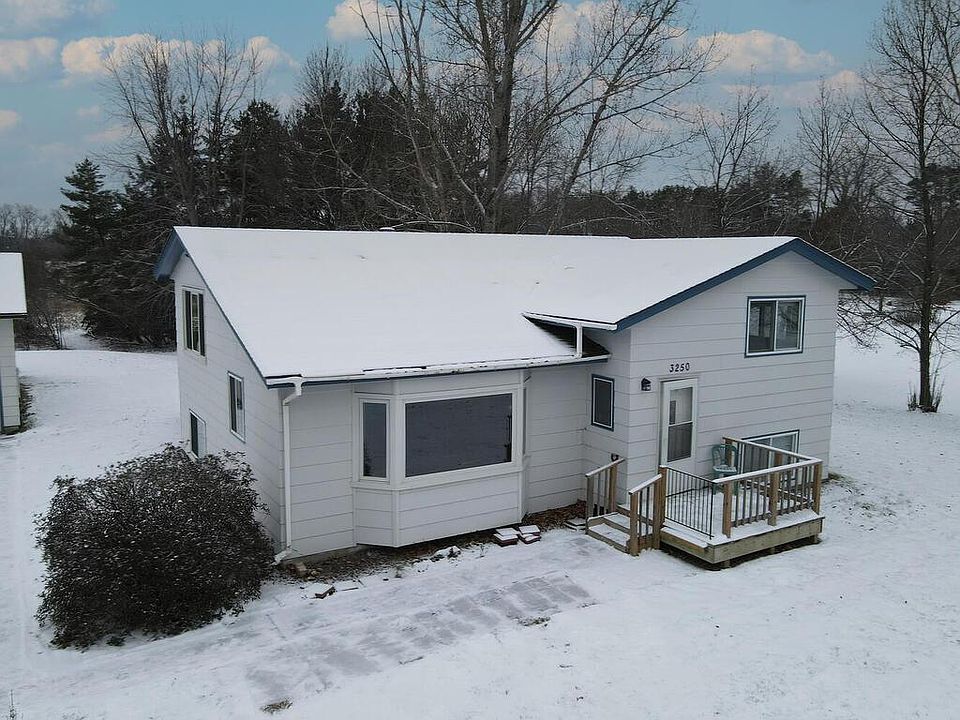 1st image of 3250 Luan Dr NE