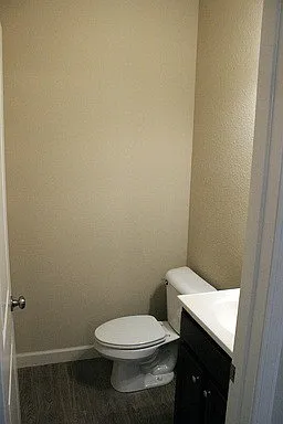 1405 Bass Ave #105 — Photo 9