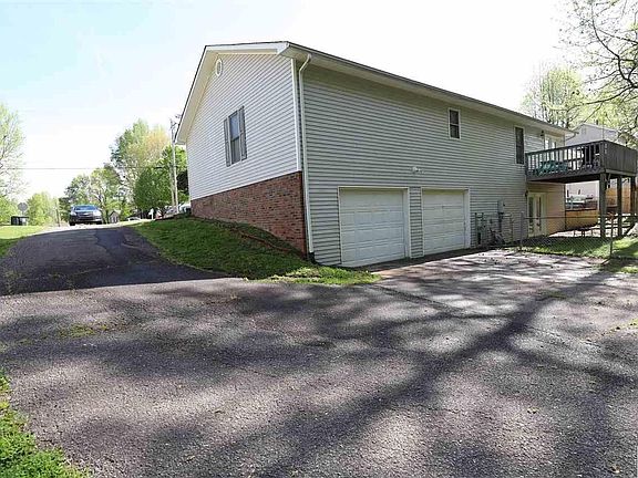 4th image of 8320 Timberland Dr