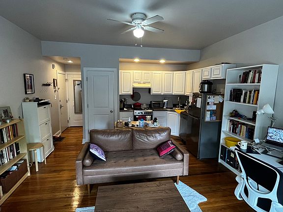 5th image of 4525 Pine St APT 3