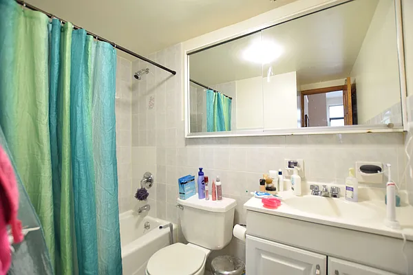 Rented by Street Realty Brokerage LLC | media 13