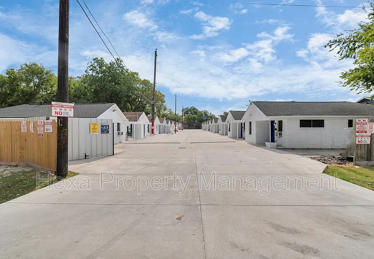 3822 Dabney St #3 — Photo 6