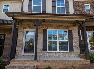 3789 Shadow Ridge Dr, High Point, NC 27265