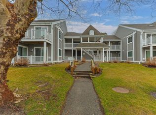 62 Fletcher Ln #I, Brewster, MA 02631