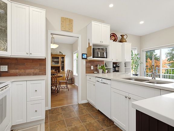 5th image of 33751 7th Ave #147