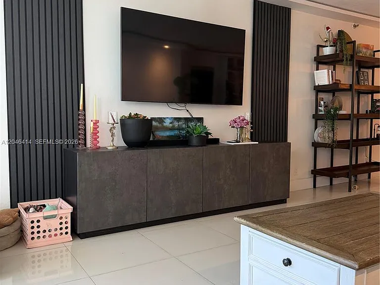 1717 N Bayshore Dr #A-2847 — Photo 34