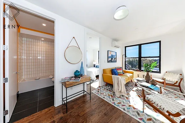 Rented by Pinn Realty | media 45