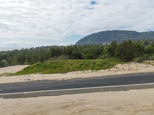 57 Seaview Dr, Manzanita, OR 97130