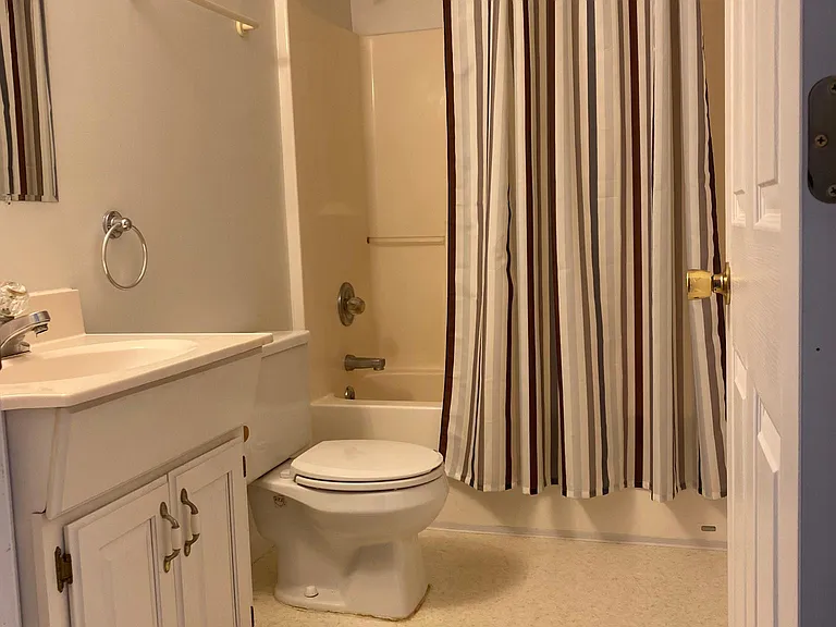 110 Court Side Ln #310 — Photo 22