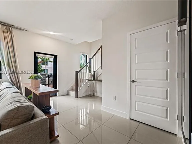 4741 NW 84th Ave #Townhouse 4741 — Photo 17