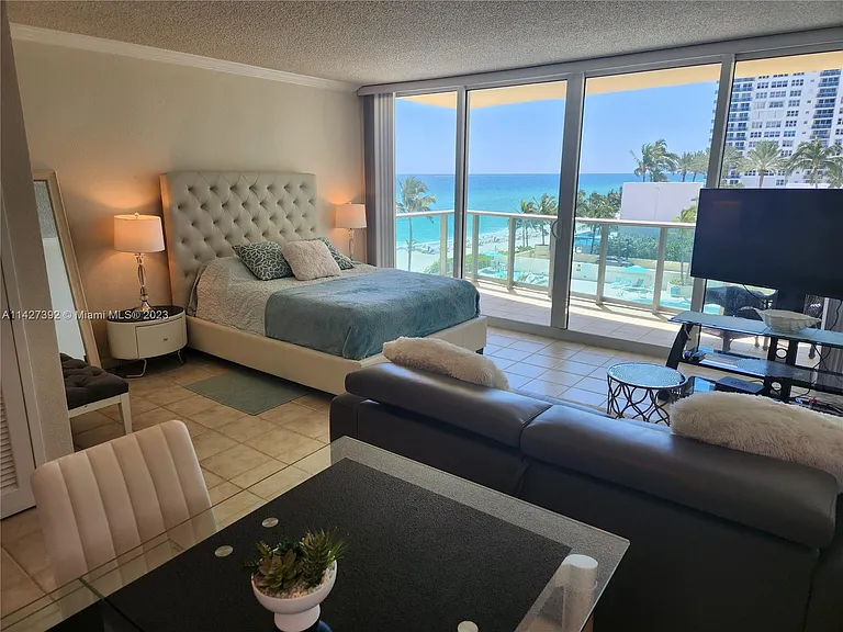 2501 S Ocean Dr #512 — Photo 32