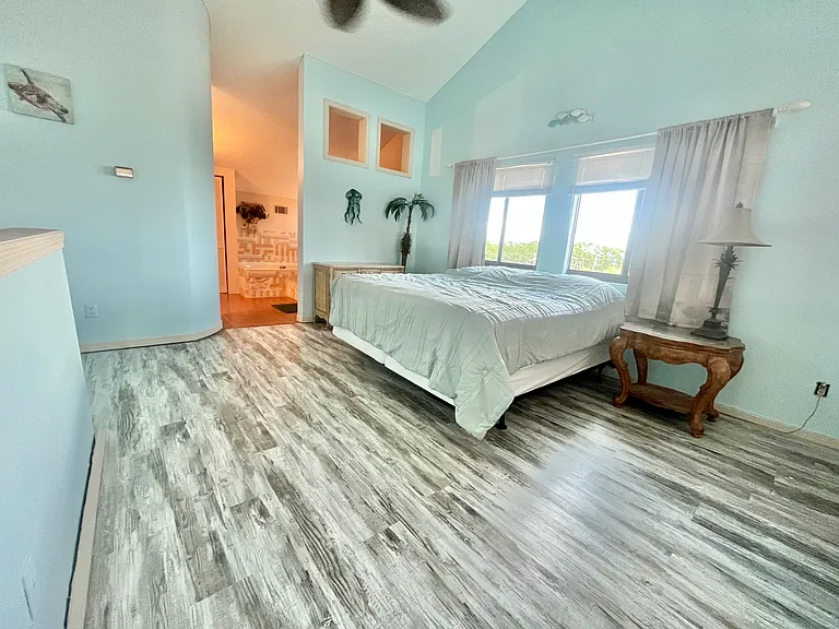 6135 N Lagoon Dr #301 — Photo 15