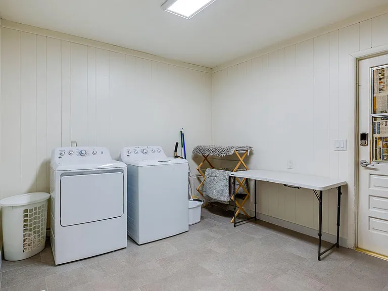 1286 John Anderson Dr — Photo 51