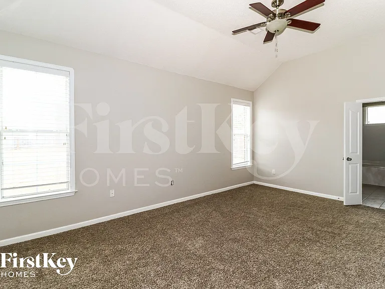 4946 Indian Walk Ln — Photo 7