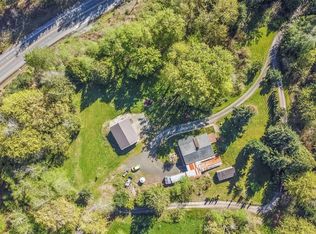 100 E Toni Smith Ln, Allyn, WA 98524