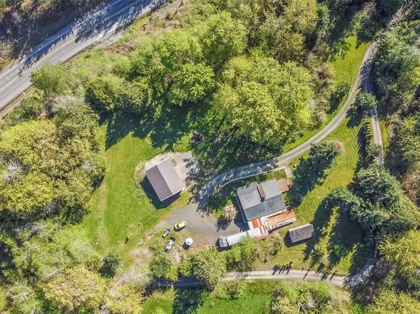 100 E Toni Smith Lane, Allyn, WA 98524
