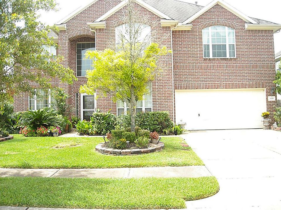 1st image of 3414 Village Pond Ln