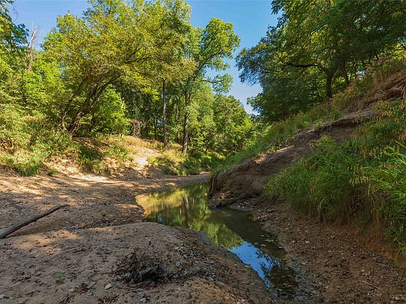 3rd image of 1282 County Road 461