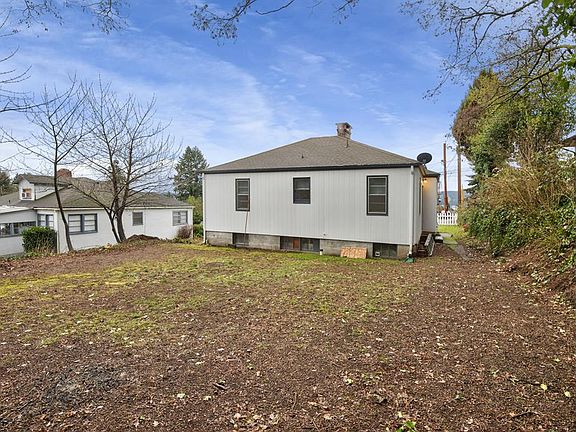 3rd image of 4114 C St