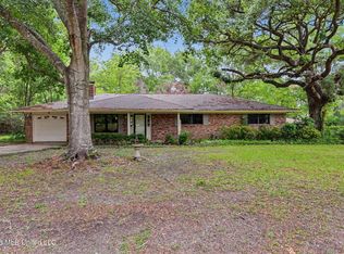 3321 Island View Dr, Gautier, MS 39553