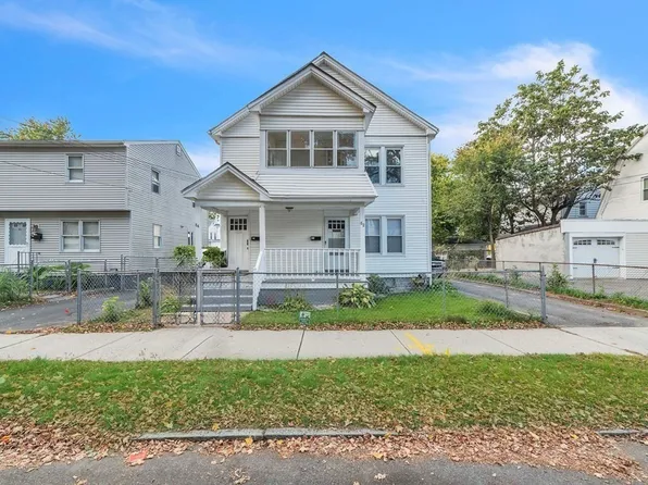 82-84 Santa Barbara St, Springfield, MA 01104