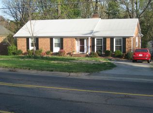 3261 Polo Rd, Winston Salem, NC 27106