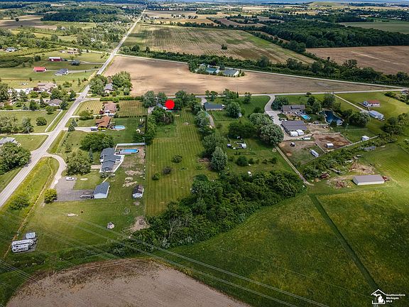 4th image of 10937 Armstrong Rd