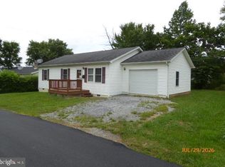 476 Elk Pl, Romney, WV 26757