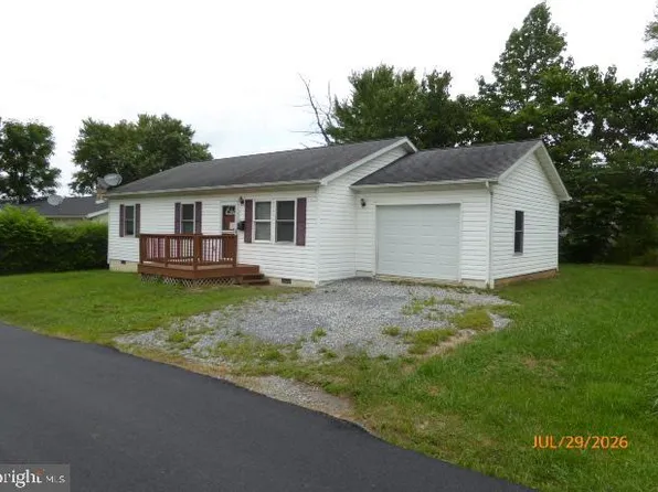 476 Elk Pl, Romney, WV 26757
