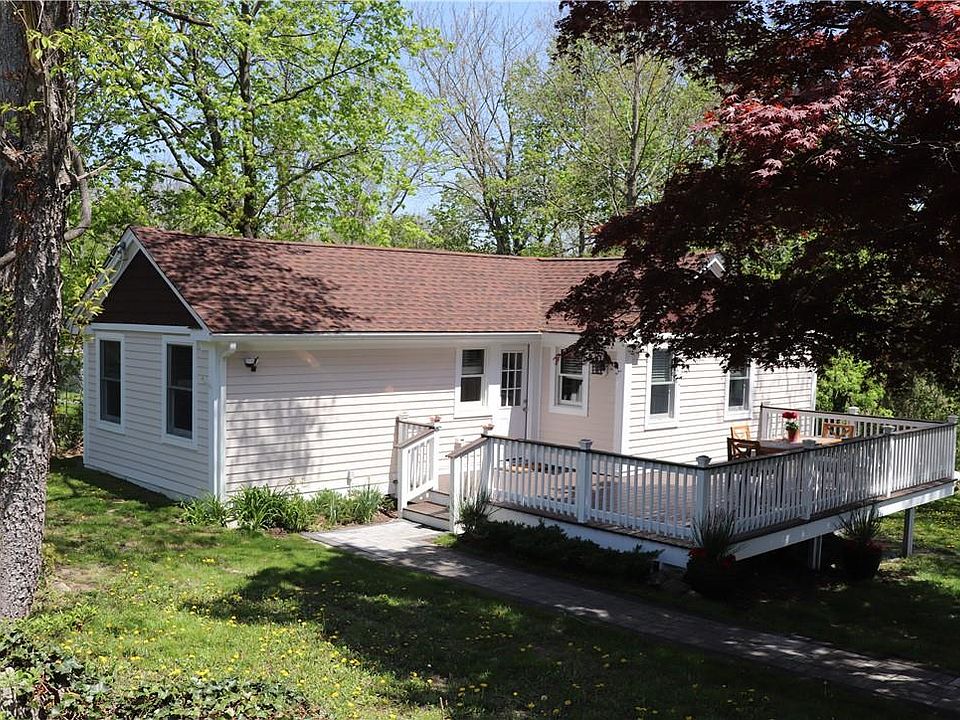 1st image of 132 Longfellow Drive