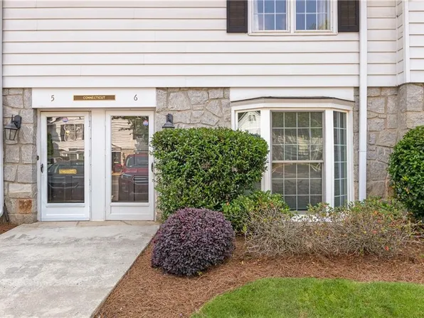 136 Peachtree Memorial Dr NW #6, Atlanta, GA 30309