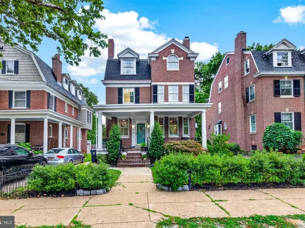 1110 N Broom St, Wilmington, DE 19806