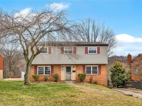 4722 Havana Dr, Pittsburgh, PA 15239
