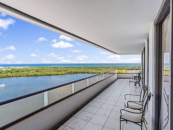 4th image of 100 Lakeshore Dr #2051 & 205